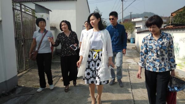 繁昌县妇联来铜陵市义安区交流项目建设工作